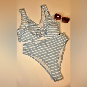 Spring Break Ready Blue & White Textured Bikini Set | High Waist | Size L